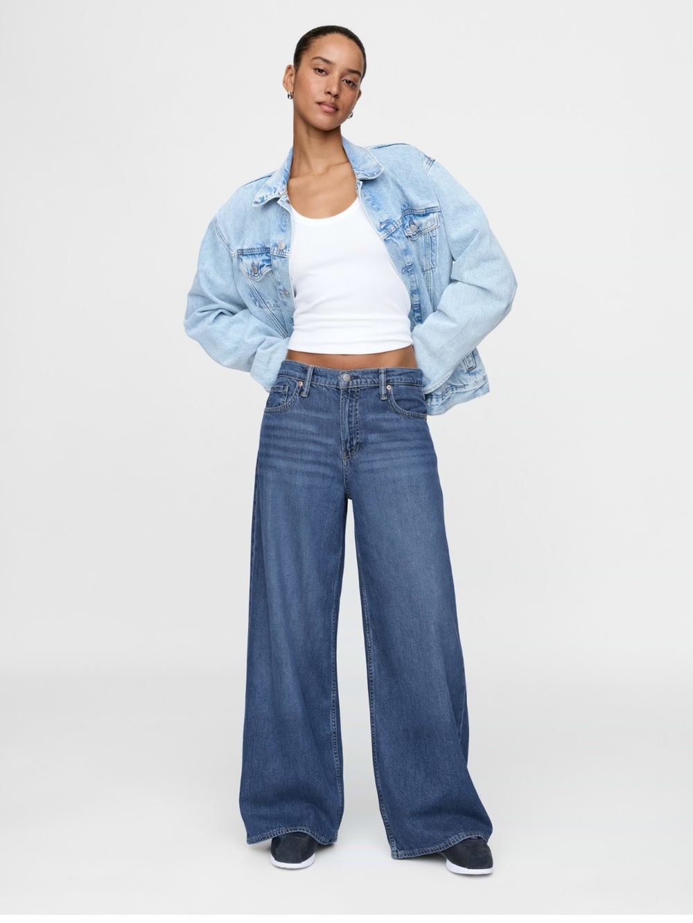 Gap Baggy Mid-rise Jeans 12/31